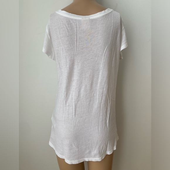 Hollister white Tshirt - Picture 2 of 4
